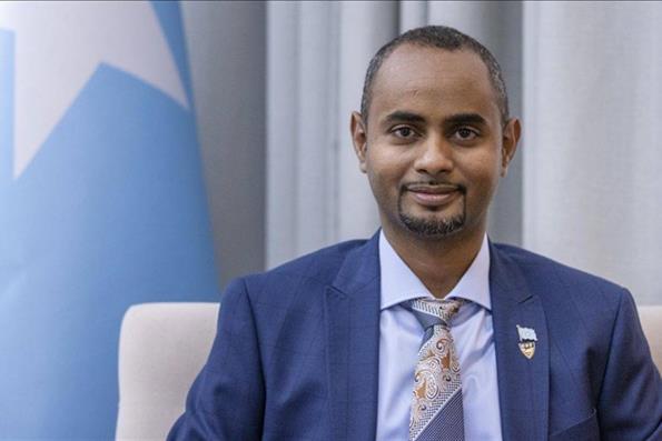 Somali'nin Türkiye Mezunu Adalet Bakanı Nur Savunma Bakanı Olarak Atandı