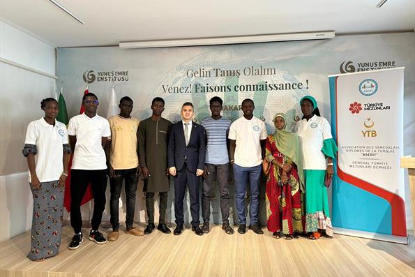 Senegal'de Türkiye Bursları Oryantasyon Programı Gerçekleştirildi